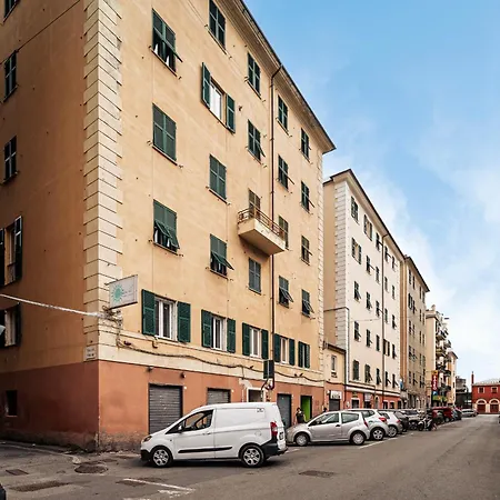 Monolocale Moderno Vicino Stazione E Aeroporto * 热那亚